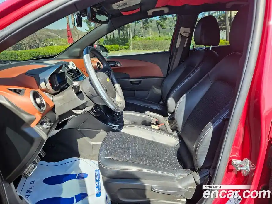 Chevrolet Aveo 2013 1.6 механика в Москве № 1321062, фото 10