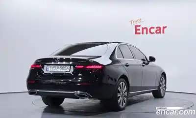 Mercedes-Benz E-Class 2023 2.0 гидро в Москве № 1321915, миниатюра 2