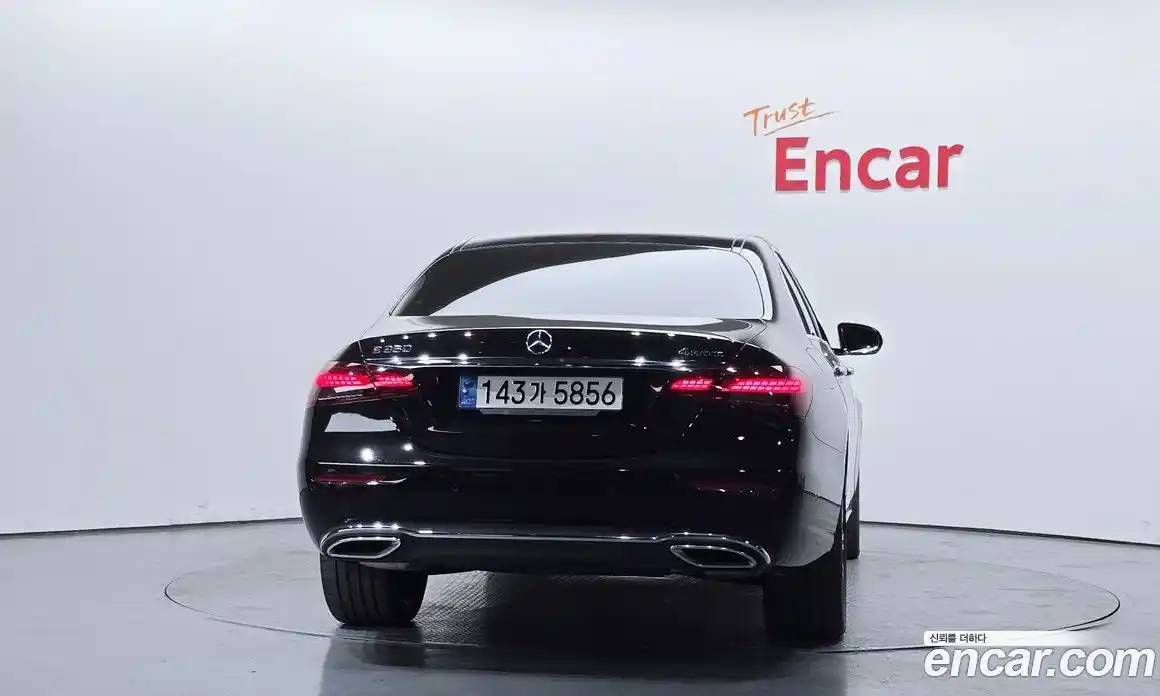 Mercedes-Benz E-Class 2023 2.0 гидро в Москве № 1321915, фото 4