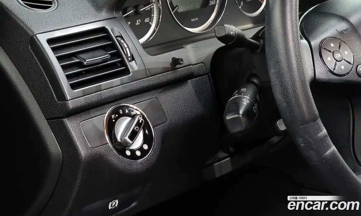 Mercedes-Benz C-Class 2009 1.8 гидро в Москве № 1322294, фото 15