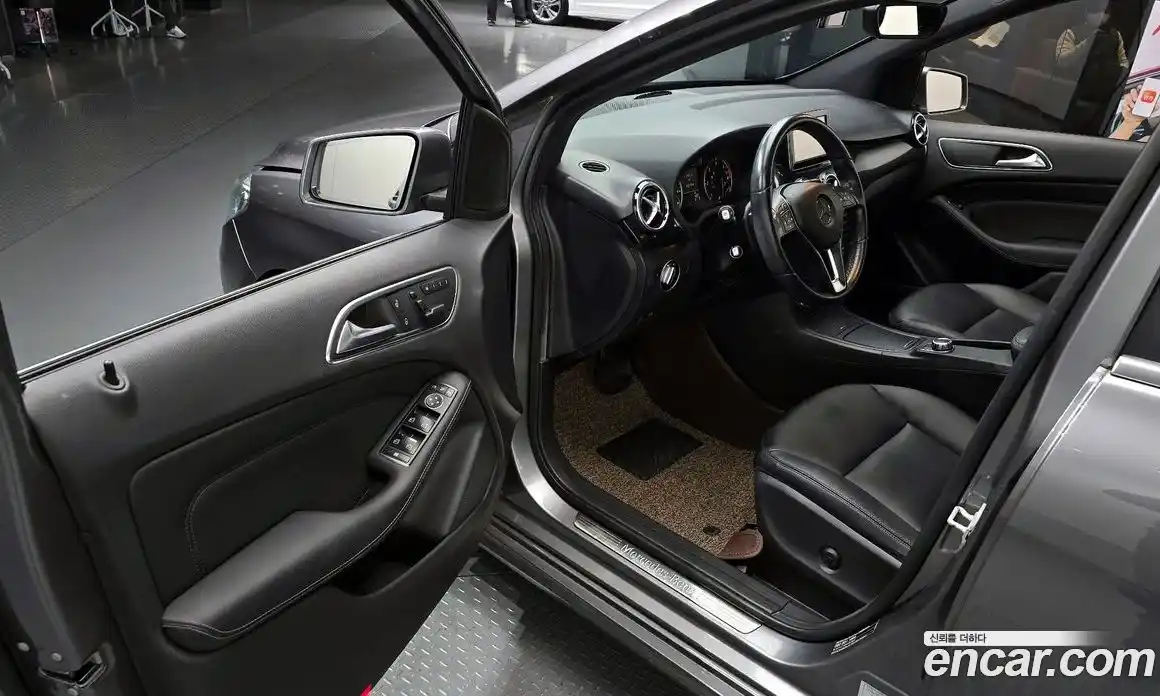 Mercedes-Benz B-Class 2014 1.8 гидро в Москве № 1322339, фото 10