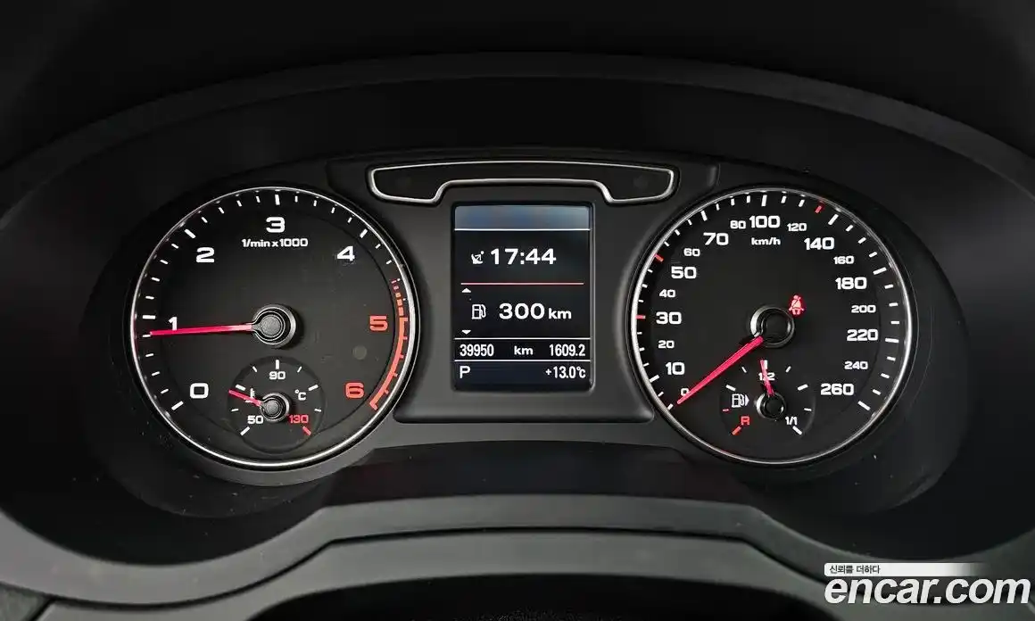 Audi Q3 2013 2.0 гидро в Москве № 1322460, фото 8