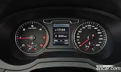 Audi Q3 2013 2.0 гидро в Москве № 1322460, миниатюра 8