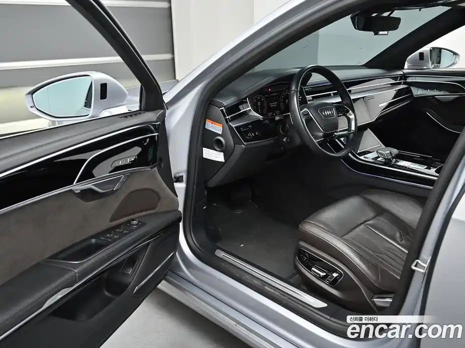Audi A8 2021 3.0 гидро в Москве № 1322526, фото 10