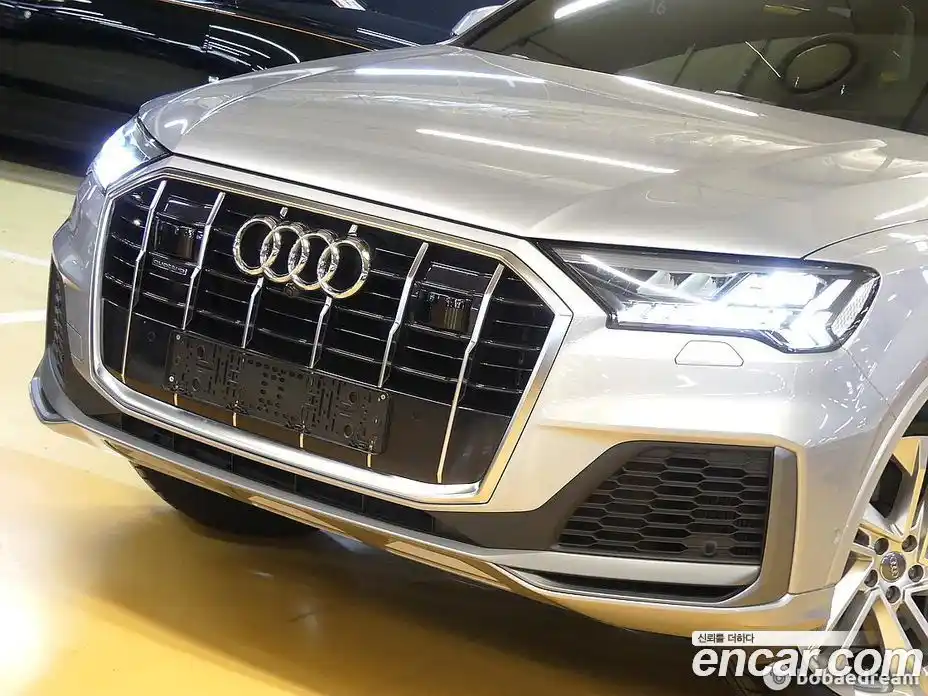 Audi Q7 2021 3.0 гидро в Москве № 1322623, фото 18