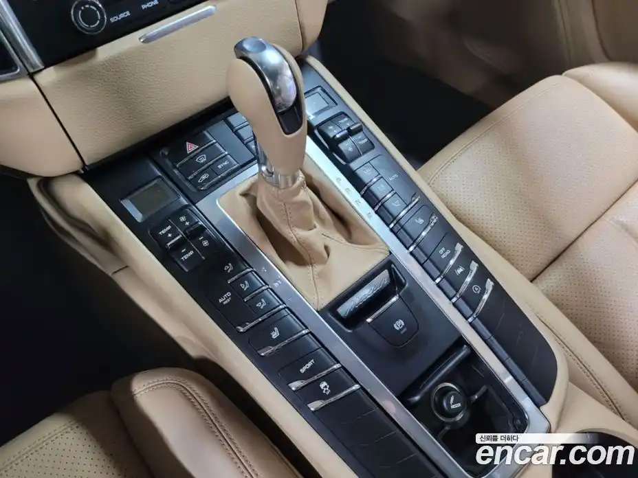 Porsche Macan 2017 3.0 гидро в Москве № 1322790, фото 15