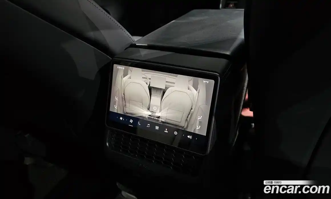 Tesla Model Y 2025 0.2 гидро в Москве № 1323201, фото 16