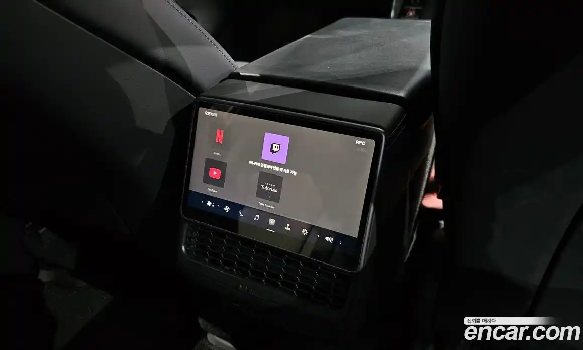 Tesla Model Y 2025 0.2 гидро в Москве № 1323201, фото 17