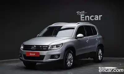 Volkswagen Tiguan, 2015