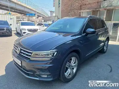 Volkswagen Tiguan 2020 2.0 гидро в Москве № 1323589, миниатюра 2
