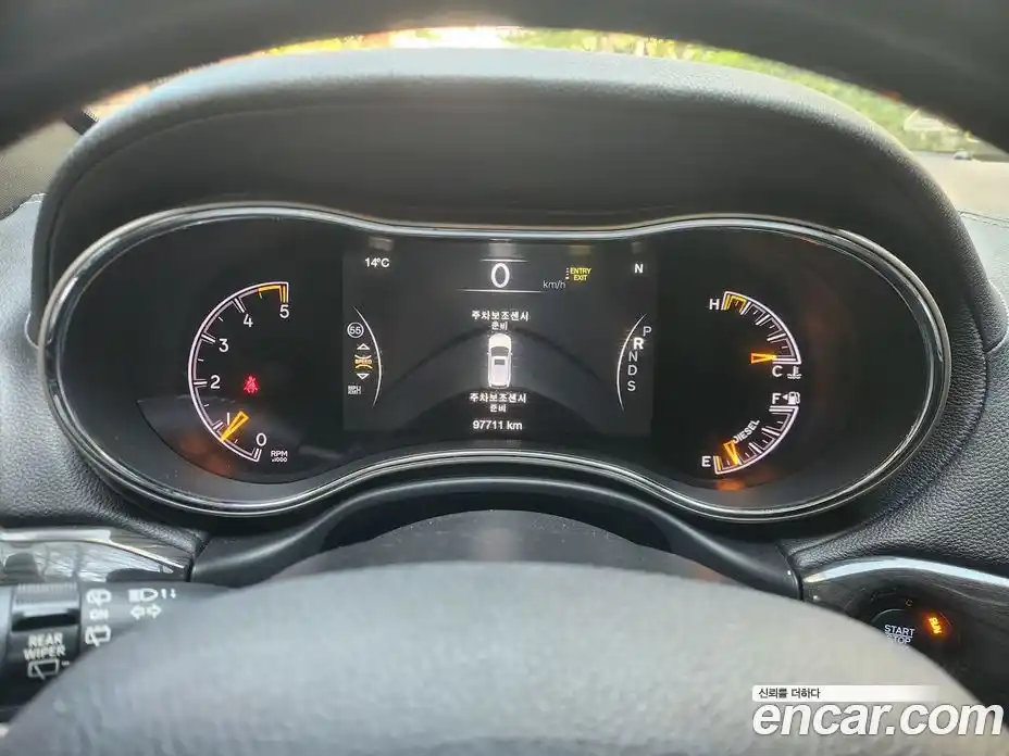 Jeep Cherokee 2015 3.0 гидро в Москве № 1323702, фото 11