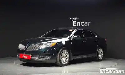 Lincoln MKS, 2014