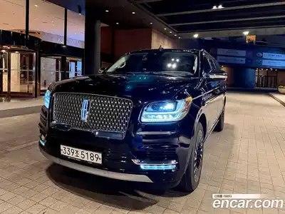 Lincoln Navigator, 2021