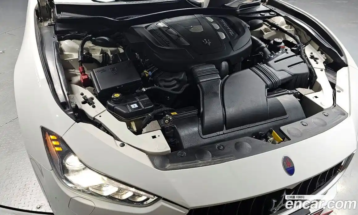 Maserati Ghibli 2016 3.0 гидро в Москве № 1324272, фото 6