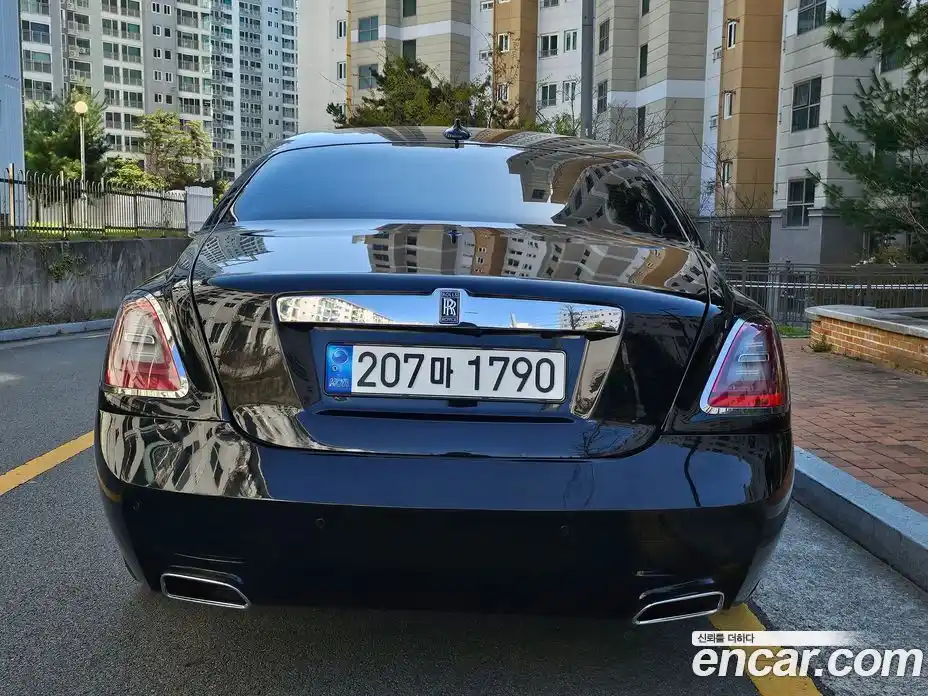 Rolls-Royce Ghost 2012 6.6 гидро в Москве № 1324479, фото 6