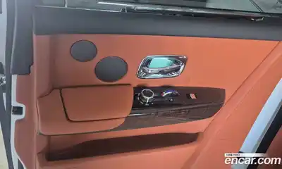 Rolls-Royce Phantom 2025 6.7 гидро в Москве № 1324480, миниатюра 10