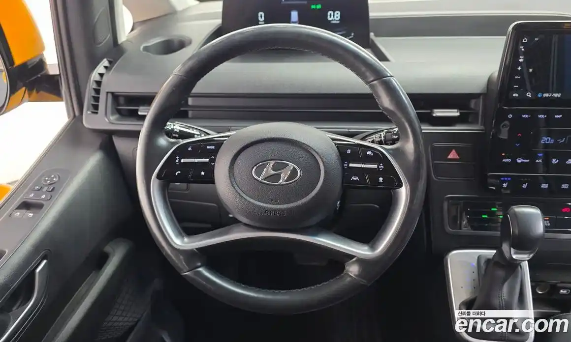 Hyundai Staria 2022 3.5 Автомат в Москве № 1342177, фото 13