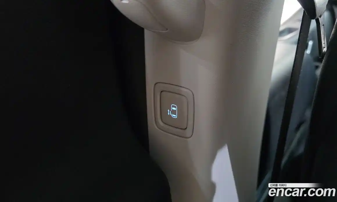 Hyundai Staria 2022 3.5 Автомат в Москве № 1342177, фото 19