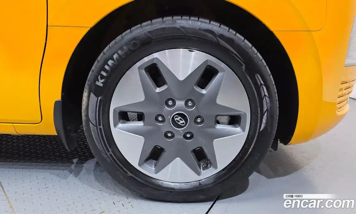 Hyundai Staria 2022 3.5 Автомат в Москве № 1342177, фото 5