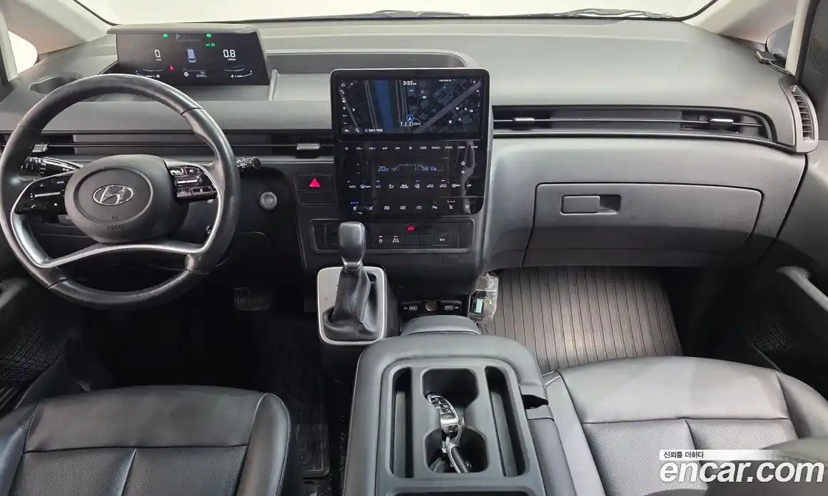 Hyundai Staria 2022 3.5 Автомат в Москве № 1342177, фото 7