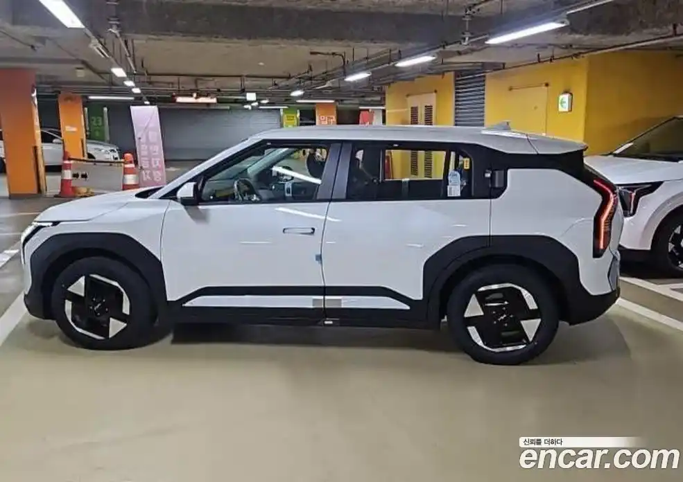 Kia EV3 2026 0.2 гидро в Москве № 1342327, фото 8