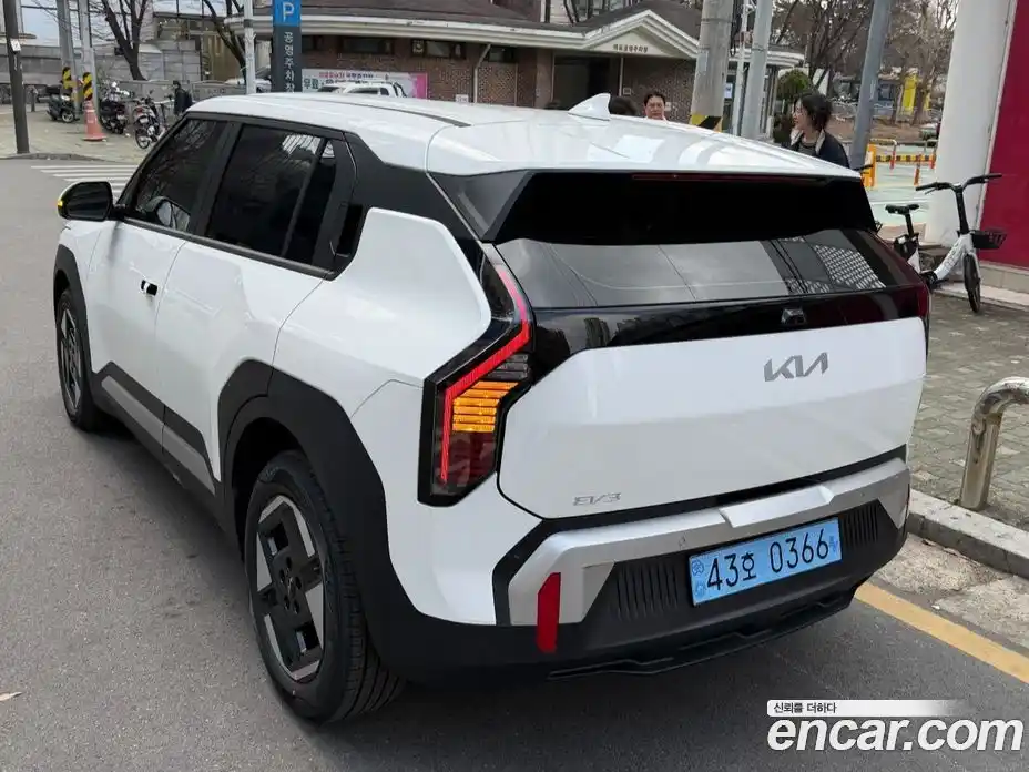 Kia EV3 2026 гидро в Москве № 1342405, фото 5