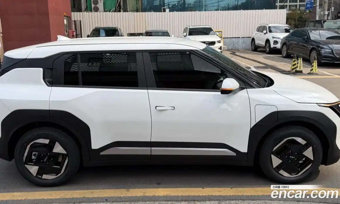 Kia EV3 2026 гидро в Москве № 1342405, фото 7