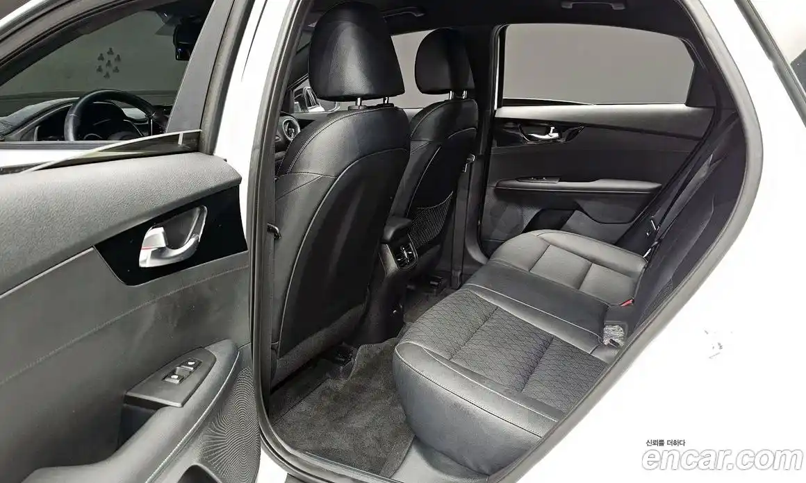 Kia K3 2023 1.6 Автомат в Москве № 1342640, фото 11