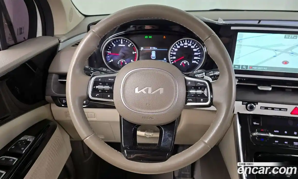 Kia Canival 2023 2.2 Автомат в Москве № 1342755, фото 13