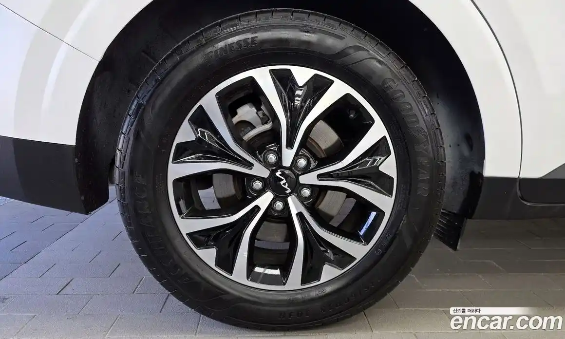 Kia Canival 2023 2.2 Автомат в Москве № 1342755, фото 5