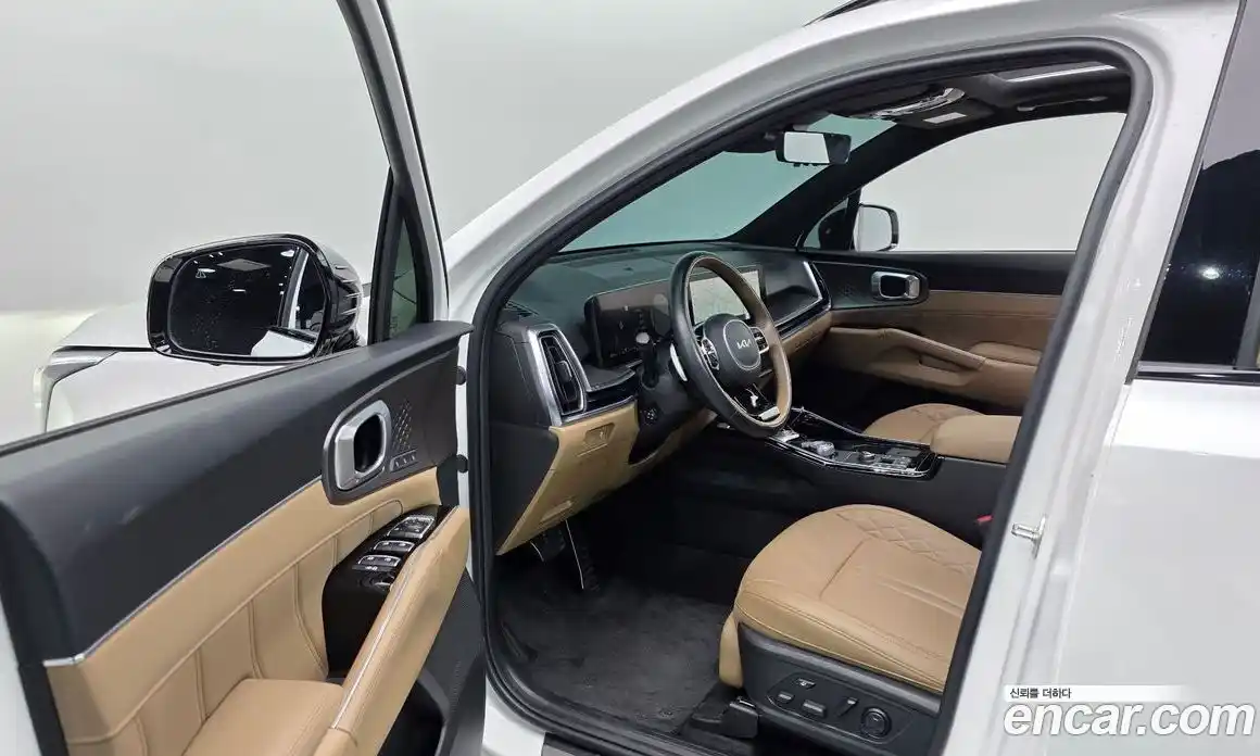 Kia Sorento 2023 1.6 Автомат в Москве № 1342966, фото 10