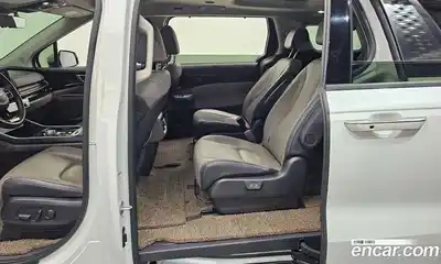 Kia Canival 2024 3.5 Автомат в Москве № 1343185, миниатюра 11