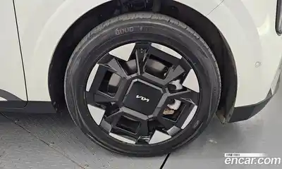 Kia Canival 2024 3.5 Автомат в Москве № 1343185, миниатюра 5