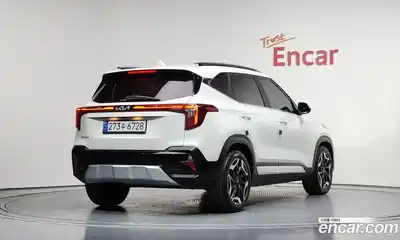 Kia Seltos 2023 1.6 гидро в Москве № 1343195, миниатюра 2