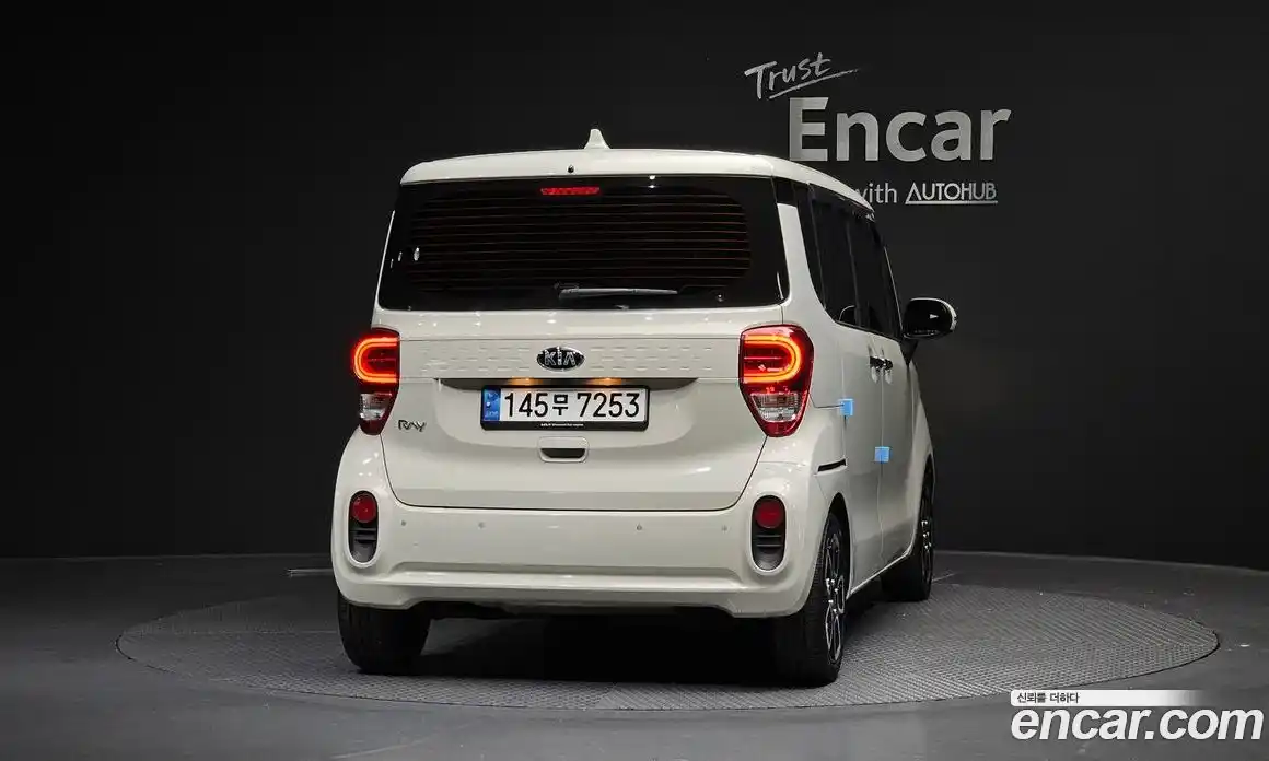 Kia Ray 2021 1.0 Автомат в Москве № 1343208, фото 4