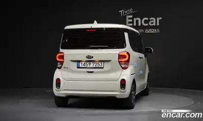 Kia Ray 2021 1.0 Автомат в Москве № 1343208, миниатюра 4