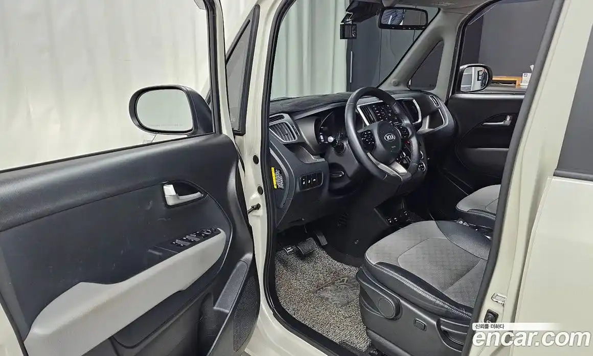 Kia Ray 2021 1.0 Автомат в Москве № 1343208, фото 10