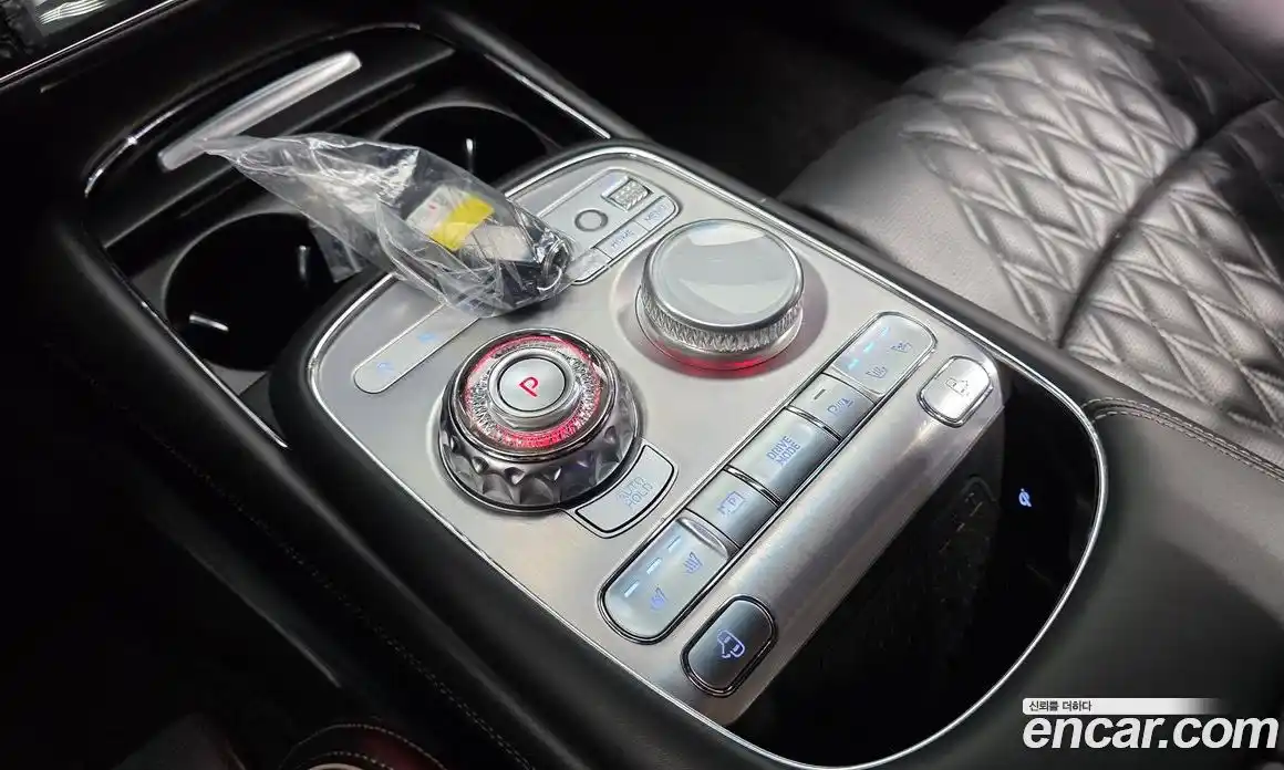 Genesis G90 2023 3.5 Классический в Москве № 1343432, фото 9