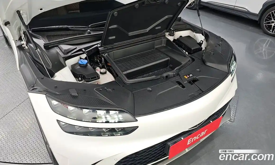 Genesis GV60 2021 0.1 Автомат в Москве № 1343559, фото 6