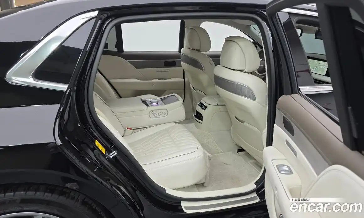 Genesis G90 2023 3.5 Автомат в Москве № 1343659, фото 12