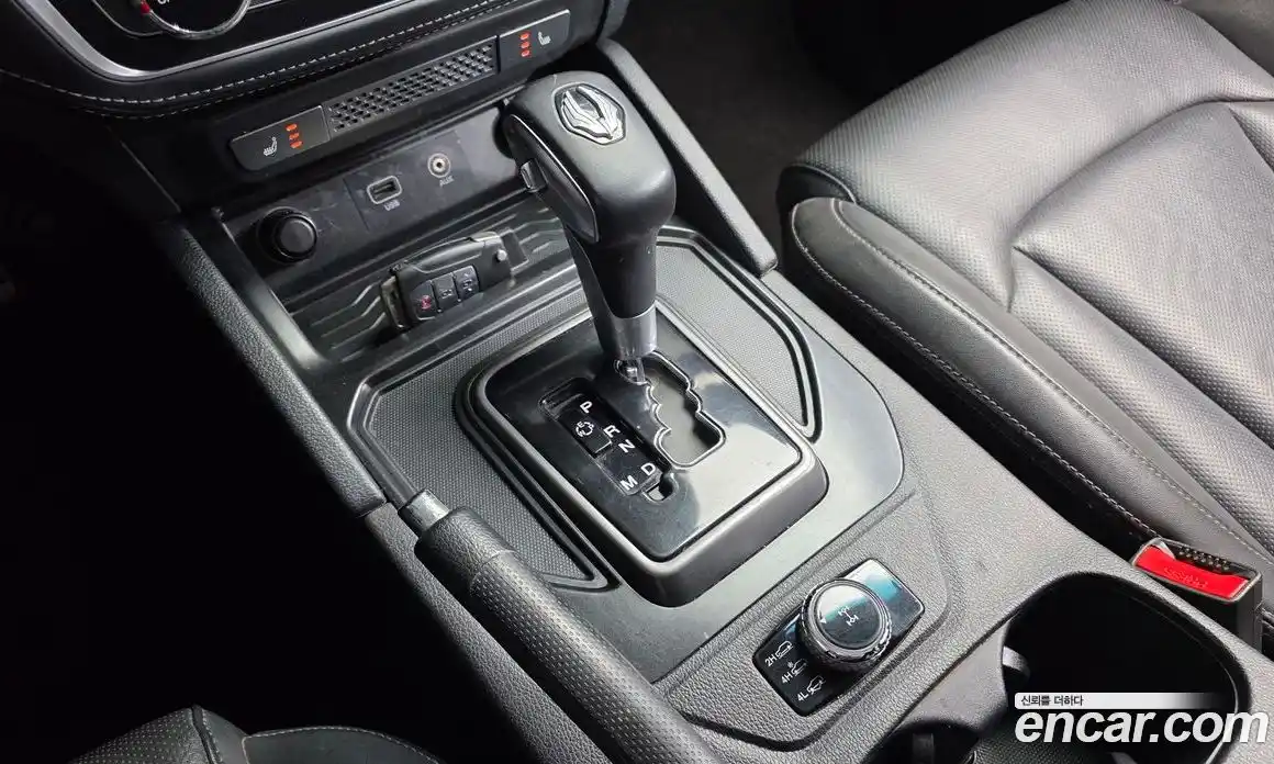 SsangYong Rexton 2019 2.2 Автомат в Москве № 1344043, фото 9