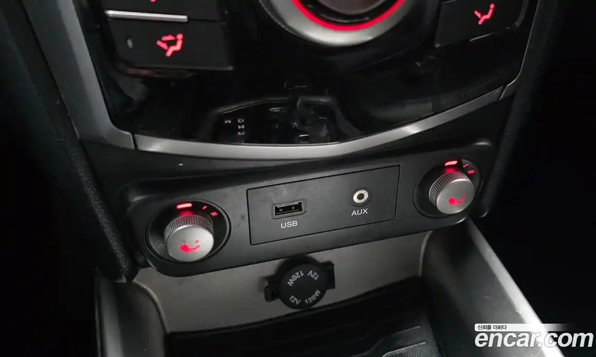 SsangYong TIBOLI 2015 1.6 Автомат в Москве № 1344282, фото 16