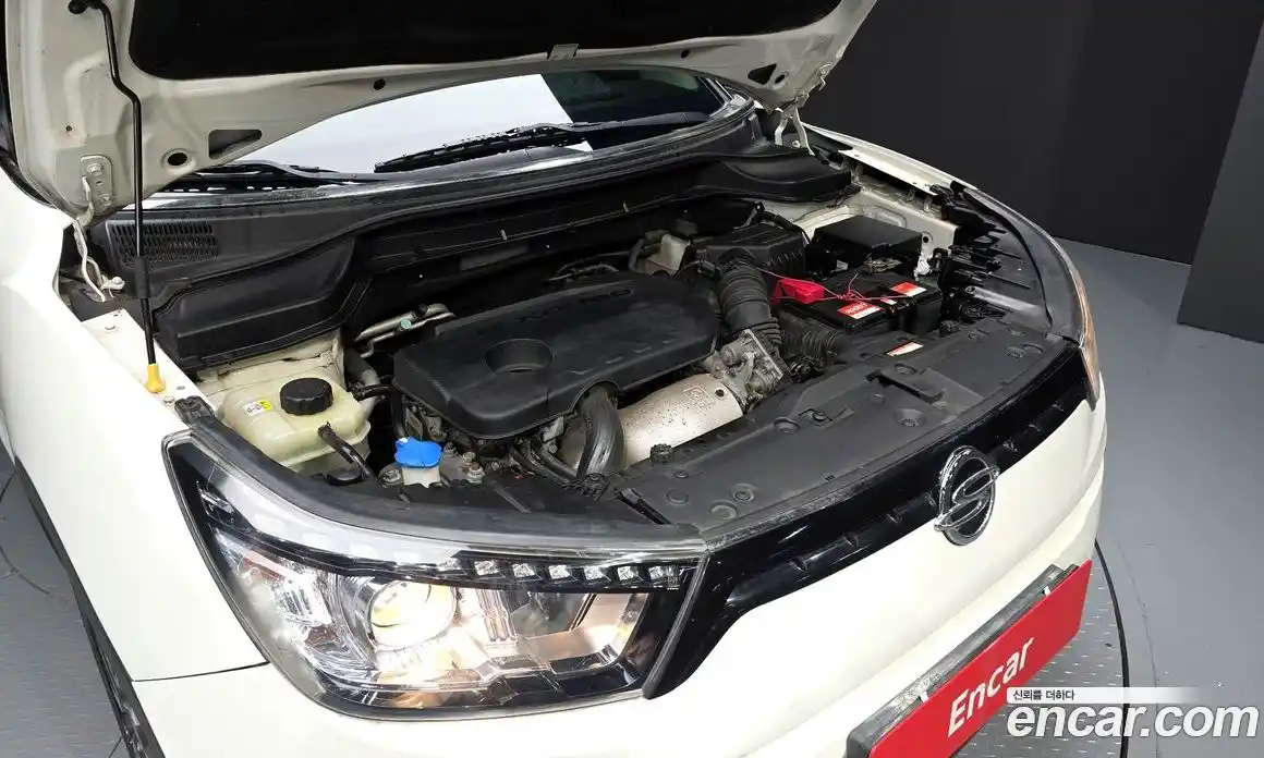 SsangYong TIBOLI 2015 1.6 Автомат в Москве № 1344282, фото 6