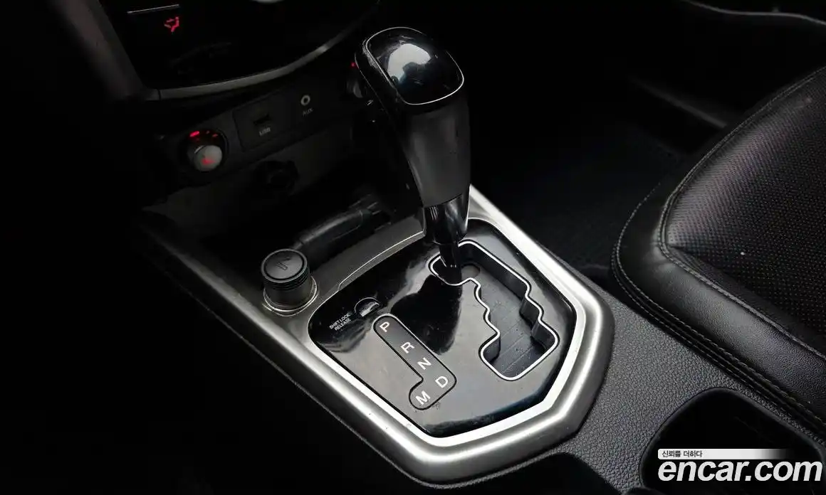 SsangYong TIBOLI 2015 1.6 Автомат в Москве № 1344282, фото 9