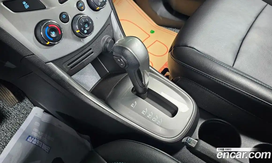 Chevrolet Trax 2014 1.4 Автомат в Москве № 1345549, фото 9