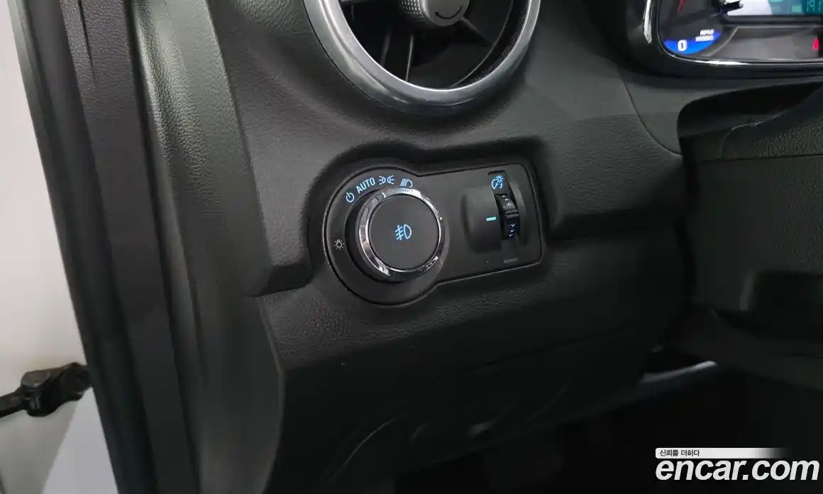 Chevrolet Trax 2016 1.6 Автомат в Москве № 1345729, фото 18