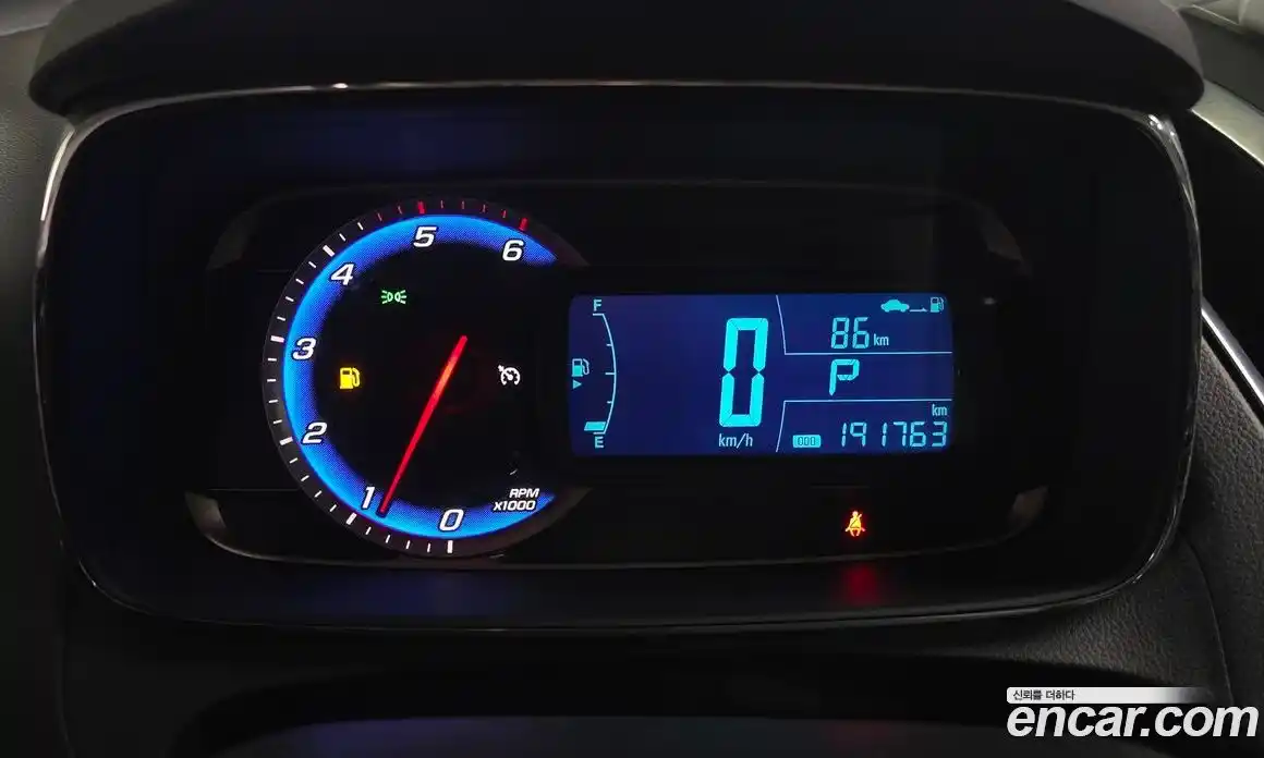 Chevrolet Trax 2016 1.6 Автомат в Москве № 1345729, фото 8