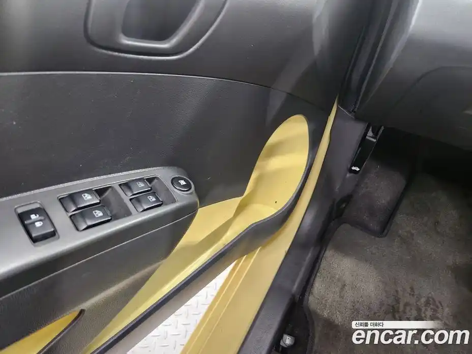 Chevrolet Spark 2013 1.0 Автомат в Москве № 1345874, фото 15