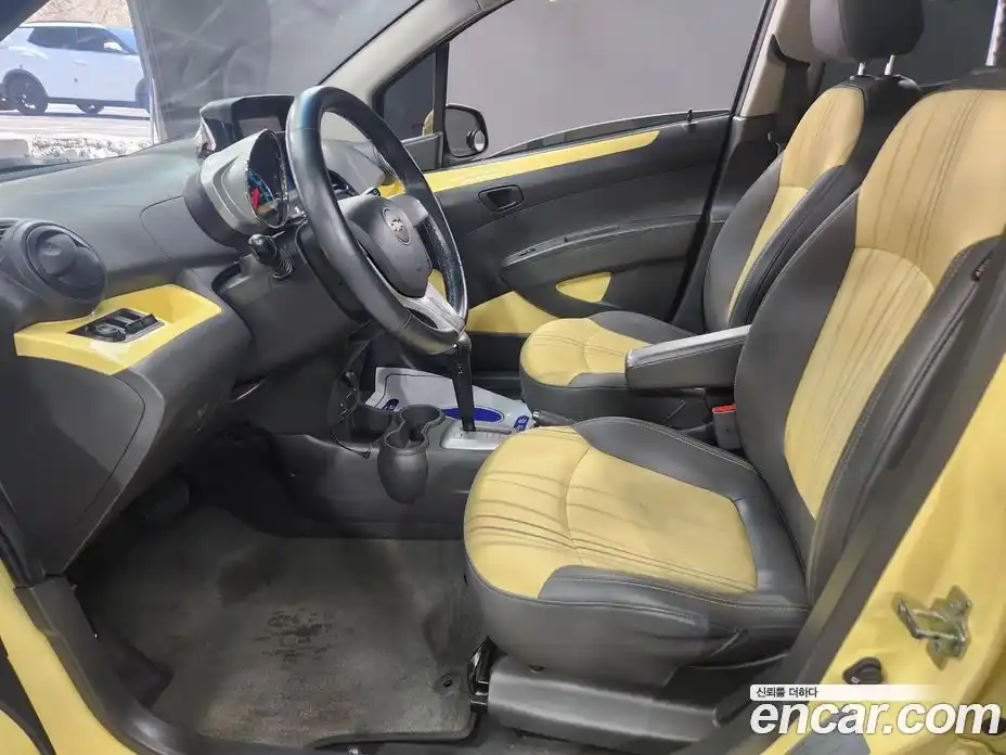 Chevrolet Spark 2013 1.0 Автомат в Москве № 1345874, фото 17