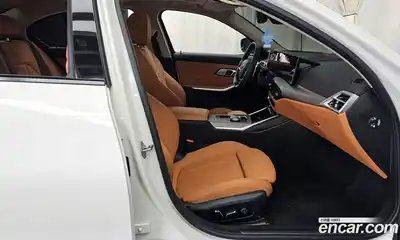 BMW 3-Series 2025 2.0 гидро в Москве № 1347255, миниатюра 11